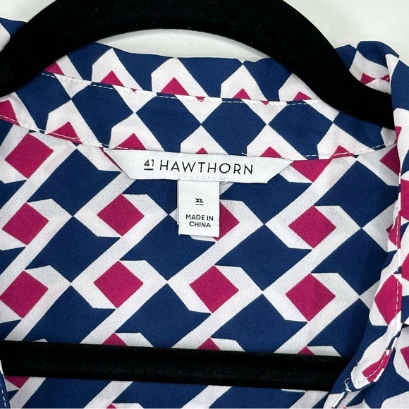 41 Hawthorn Chace geometric pattern blouse - Picture 3 of 6